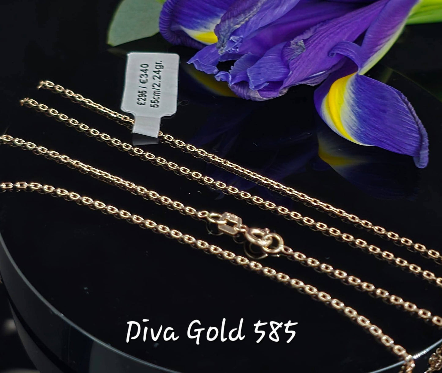 585 Gold chain 55cm. 2.24gr