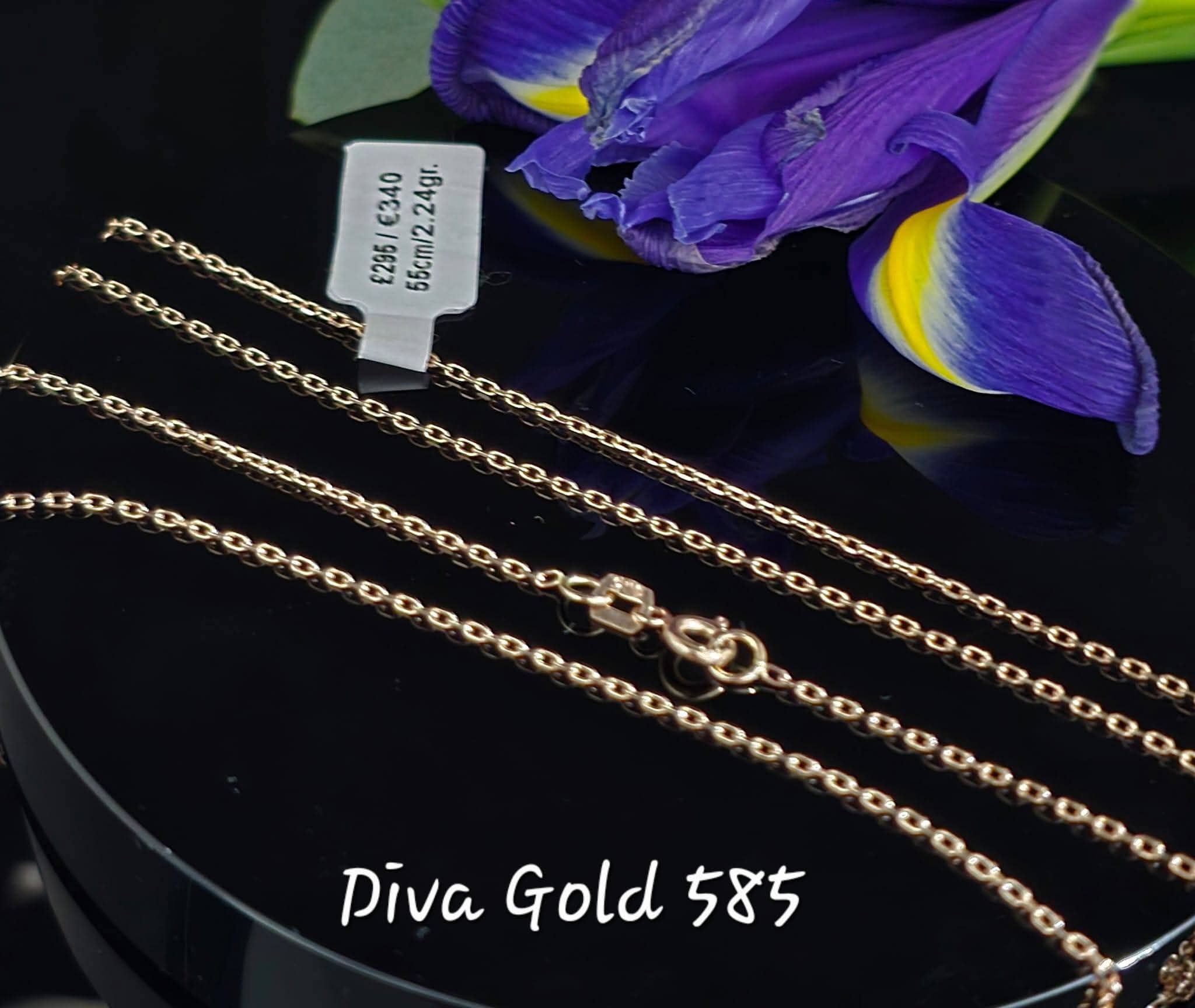 585 Gold chain 55cm. 2.24gr