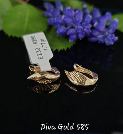 585 Gold earrings. 1.77gr