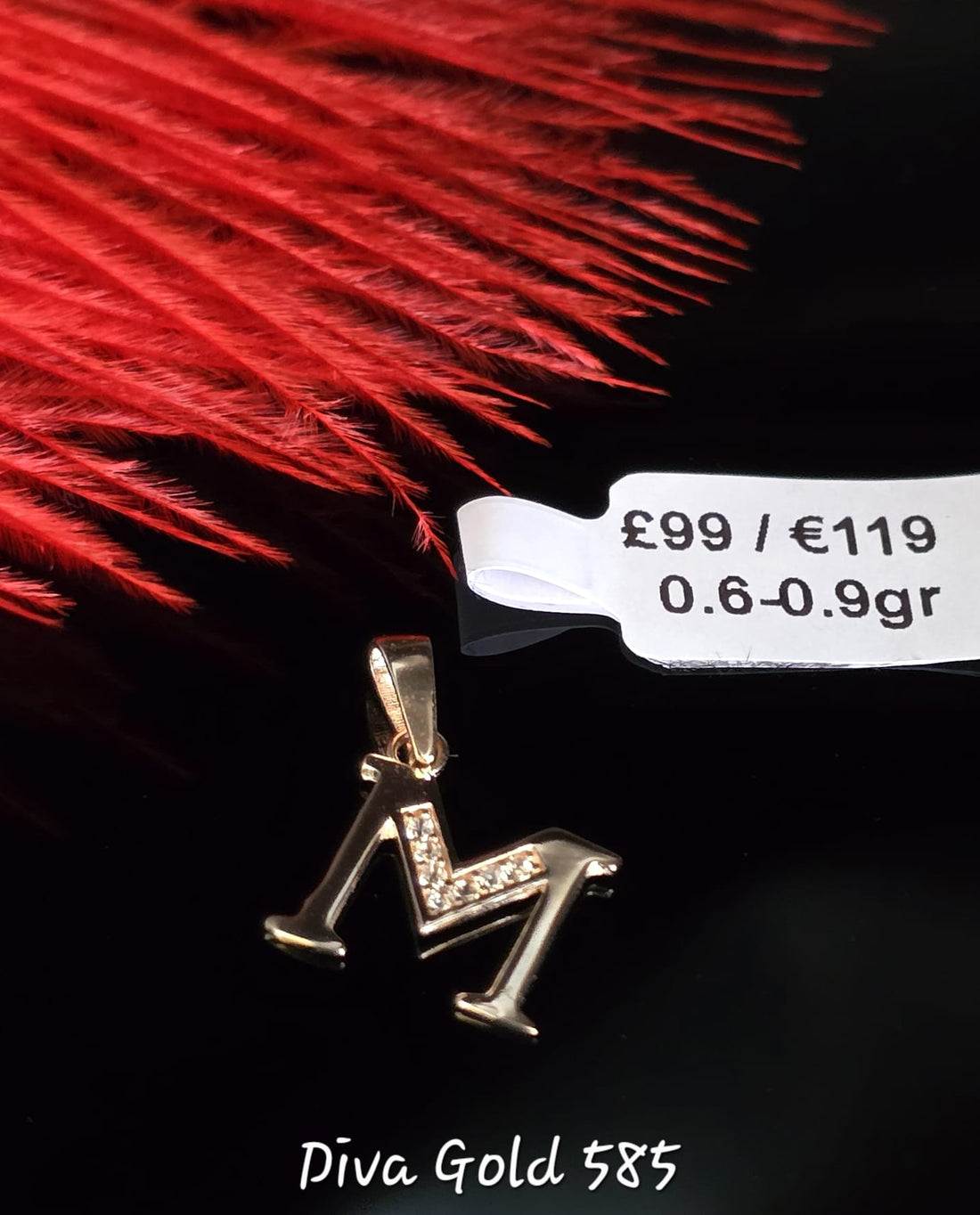 585 Gold Letter M