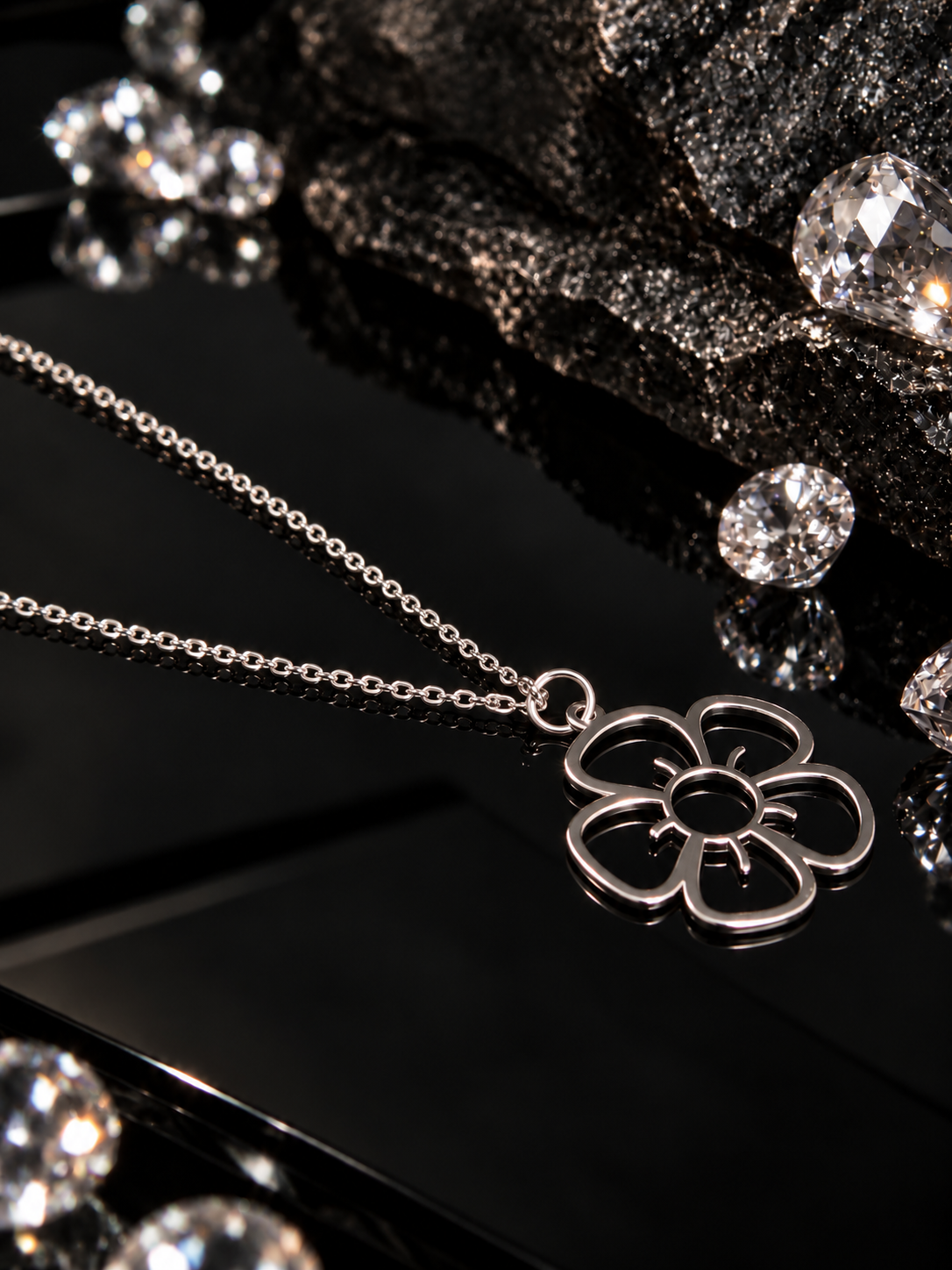 925 Sterling Silver Flower Necklace with Pendant