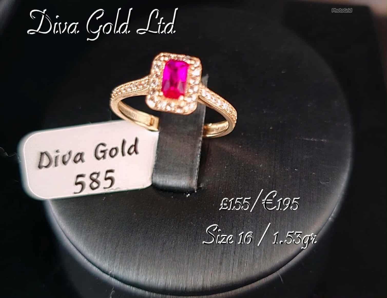 Gold ring. Size 16