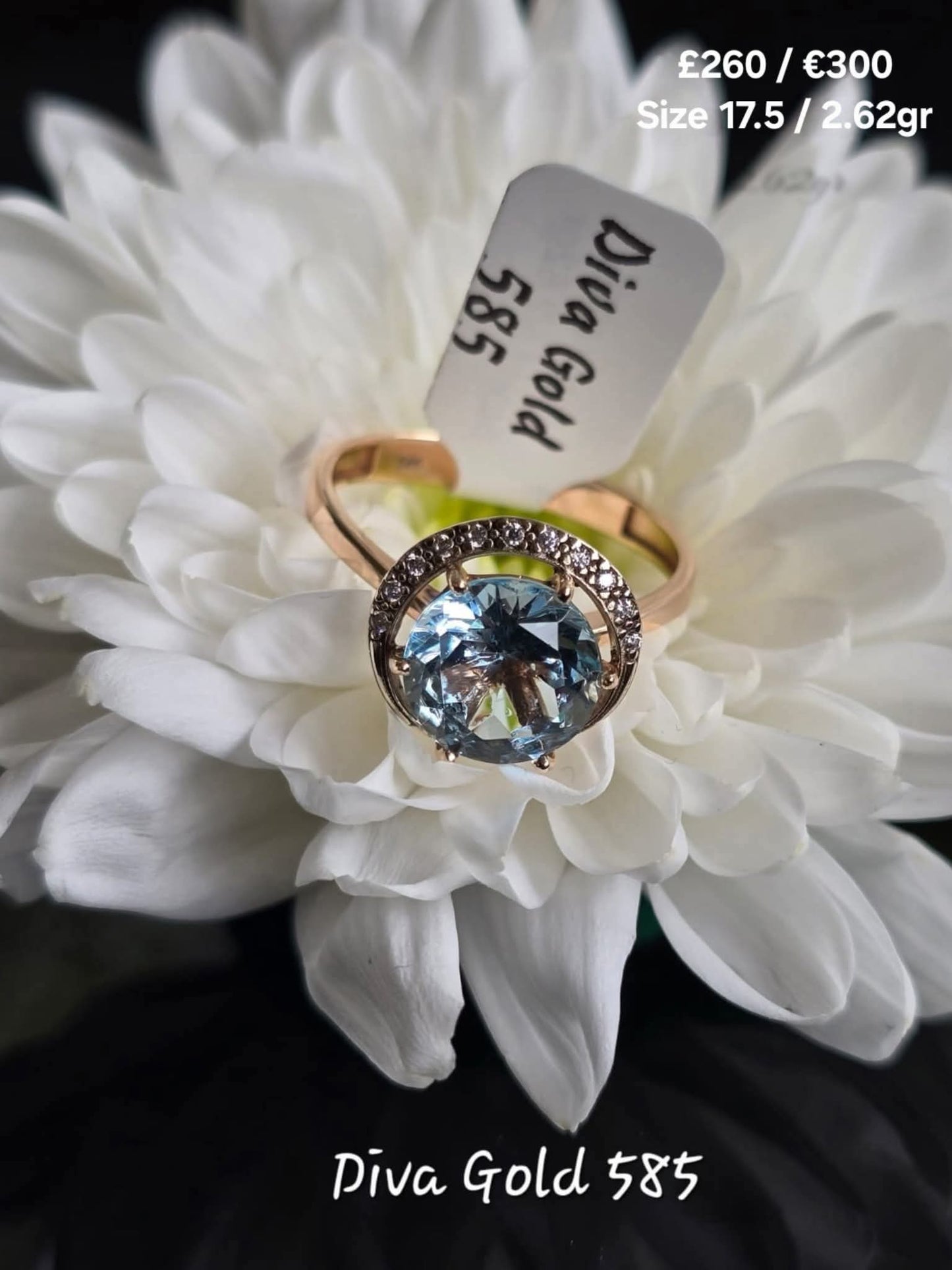 Gold ring. Size 17.5