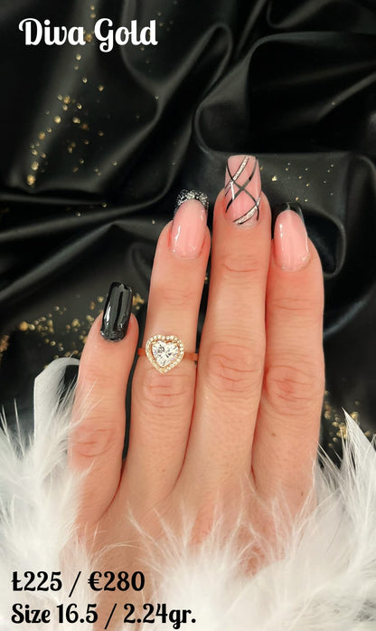 Gold heart ring. Size 16.5