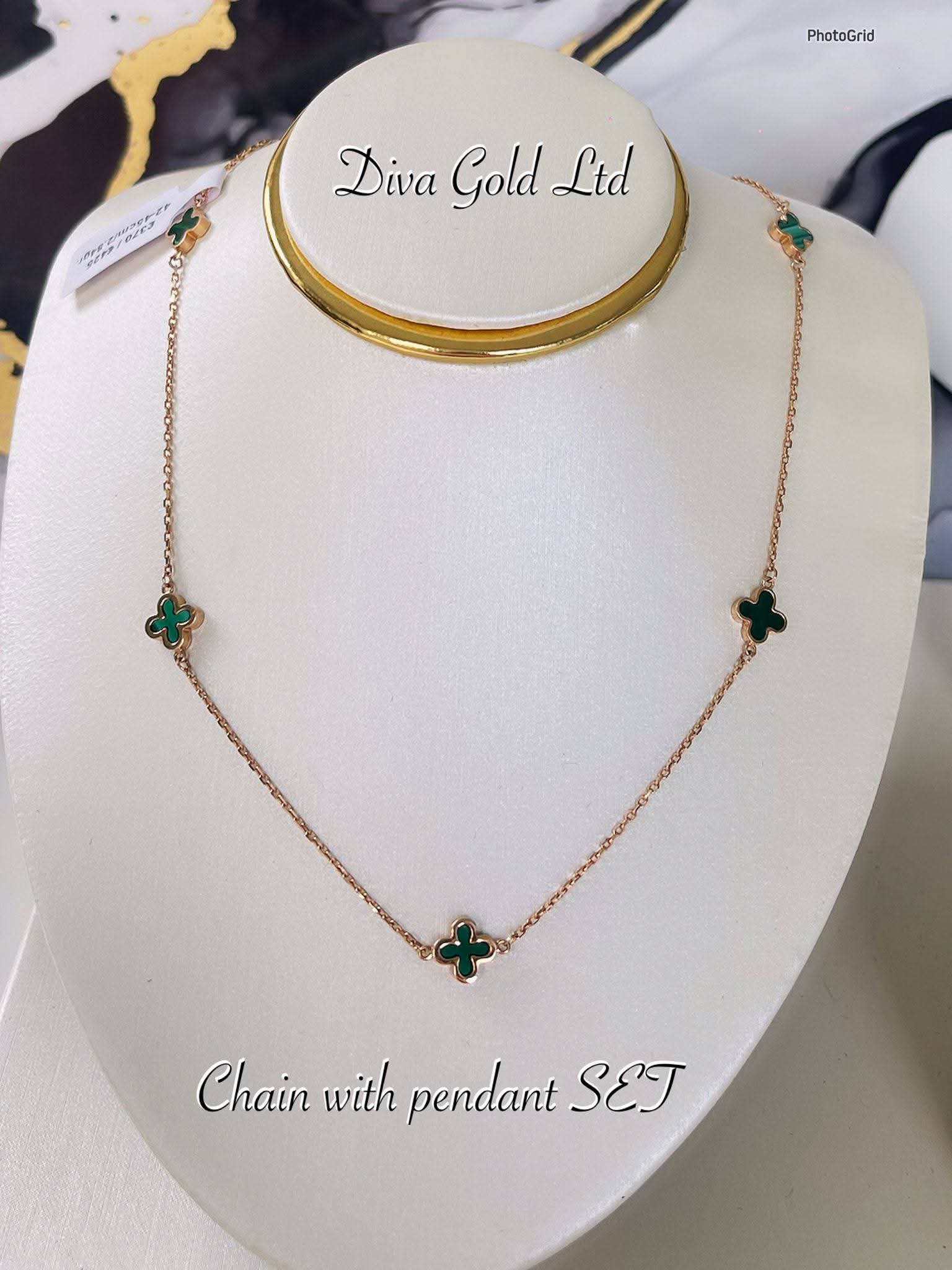 Gold Chain with green clovers pendants. 42-45cm