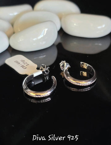 Sterling Silver Stuning Women Stud Earrings