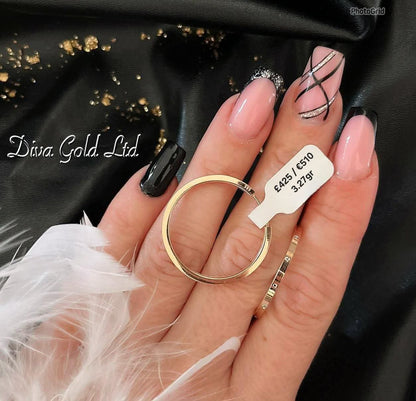 585 Gold hoop earrings. 2.8cm / 3.27gr