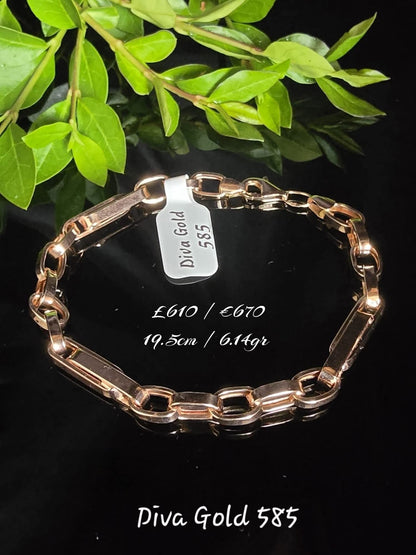 Gold bracelet. 19.5cm