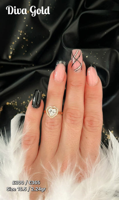 Gold women heart ring / white zircon stones. Size 16.5