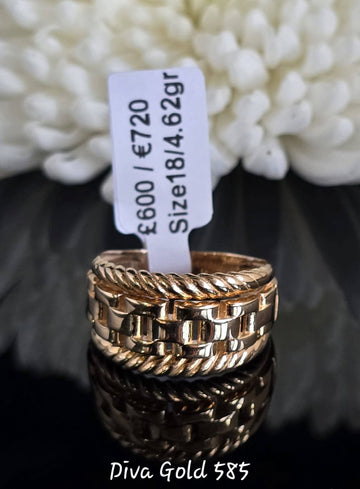 Gold women Ring.Size 18