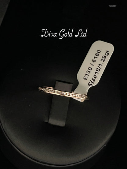 Gold ring with zircon stones. Size 18